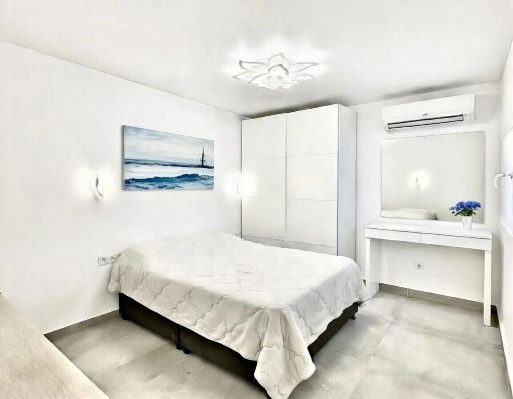 Venta de chalet adosado en Calle Joven Pura , Torrevieja photo 4