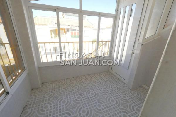 Venta de piso en Urbanización PARQUE DE LAS NACIONES I, Torrevieja
 photo 1