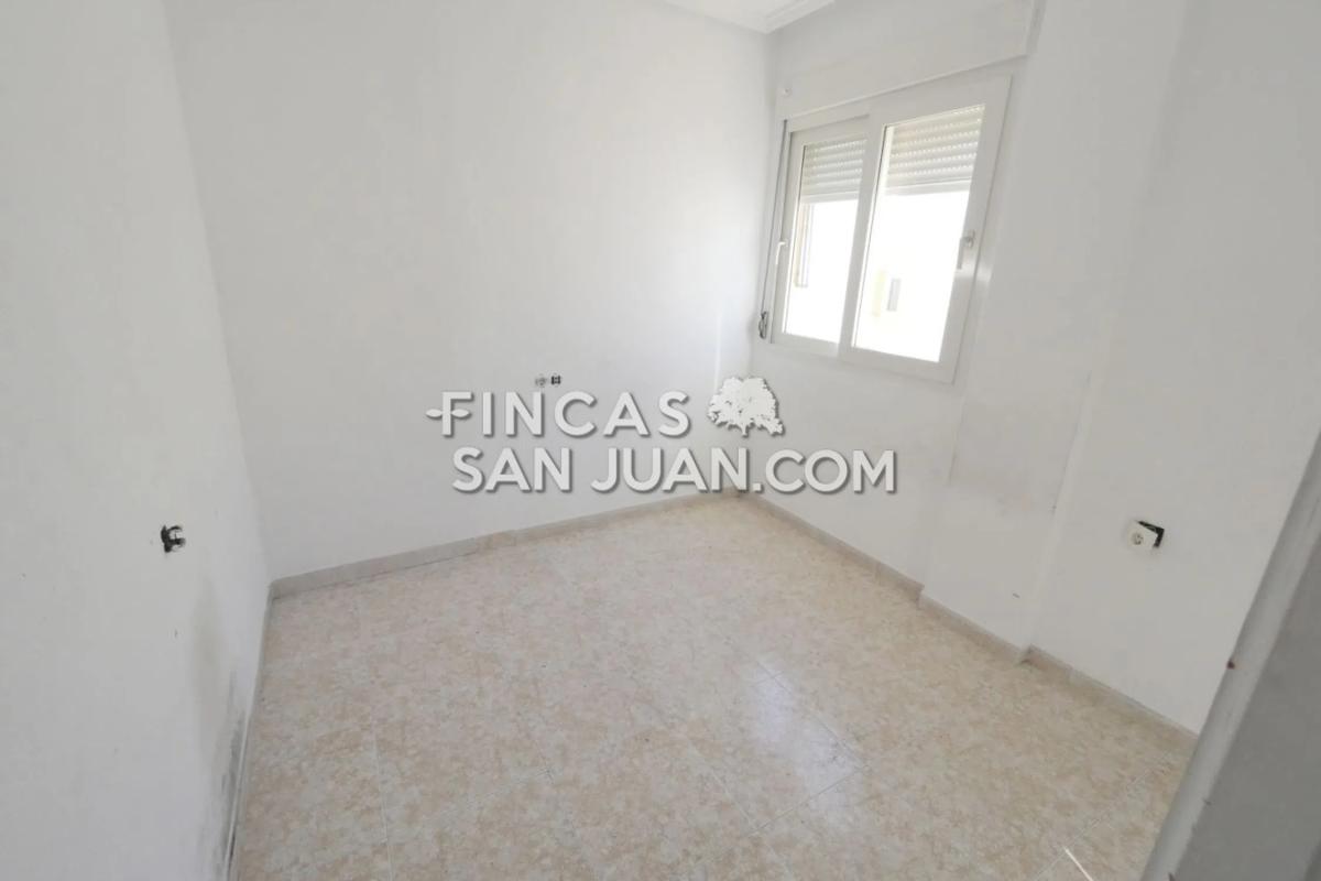 Venta de piso en Urbanización PARQUE DE LAS NACIONES I, Torrevieja
 photo 4