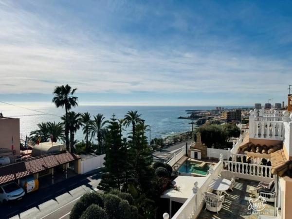 Independent chalet for sale in Barrio Miramar - Torre del Moro, Torrevieja
thumbnail 1