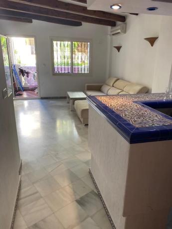 Sale of flat in Avenida Roentgen, Torrevieja
 photo 3