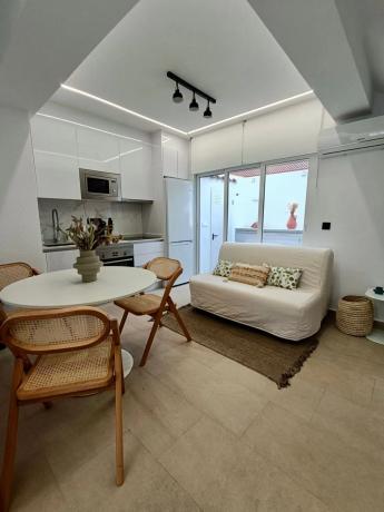 Venta de piso en AV ALFREDO NOBEL, 193, Torrevieja
 photo 4