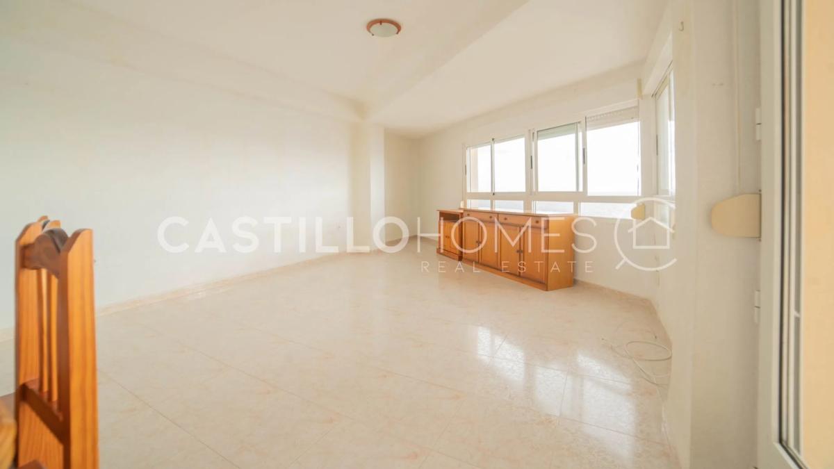 Venta de piso en Barrio Playa del Cura, Torrevieja
 photo 2