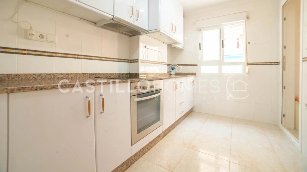 Venta de piso en Barrio Playa del Cura, Torrevieja
 photo 3