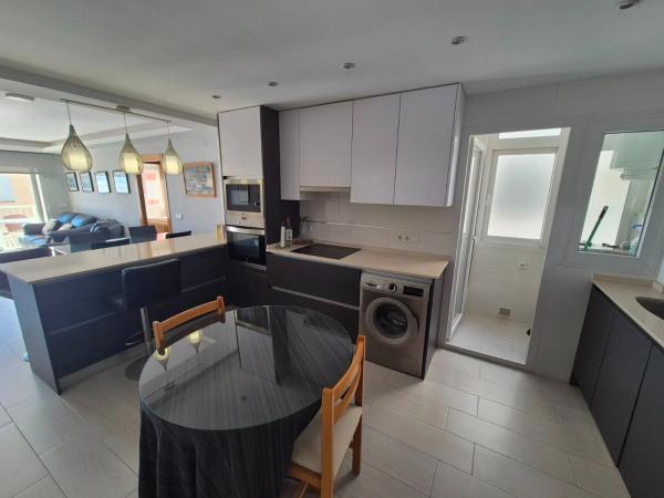 Venta de piso en Calle Navegantes, 4, Torrevieja
thumbnail 2