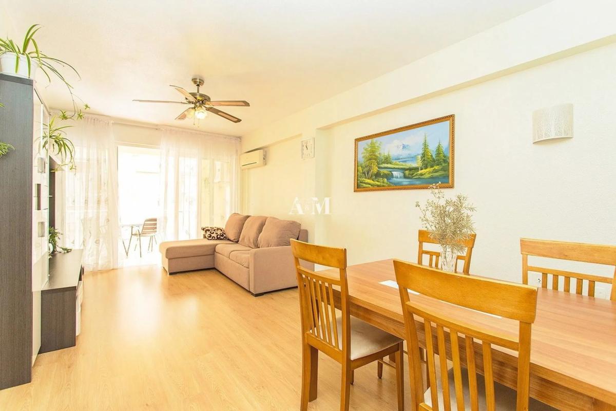 Venta de piso en Barrio Playa del Cura, Torrevieja
 photo 2