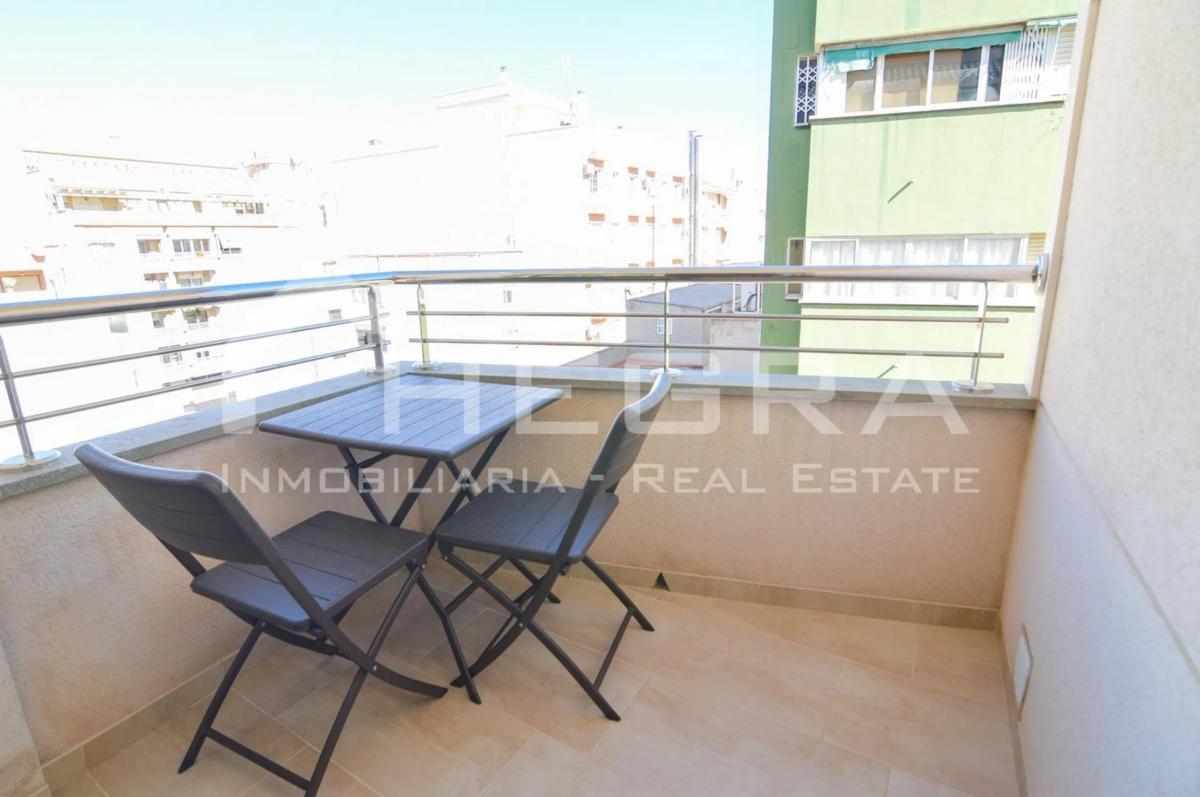 Sprzedaż mieszkania w Calle Patricio Zammit, 25, Torrevieja
 photo 5