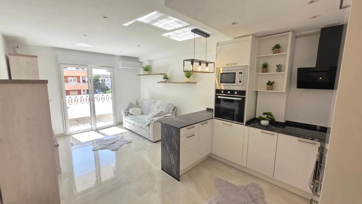 Продажа квартиры на Calle Arrecife, 13, Торревьеха
photo 5