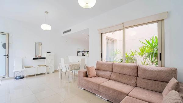 Terraced house for sale at Calle Mar Rizada s/n , Torrevieja thumbnail 1