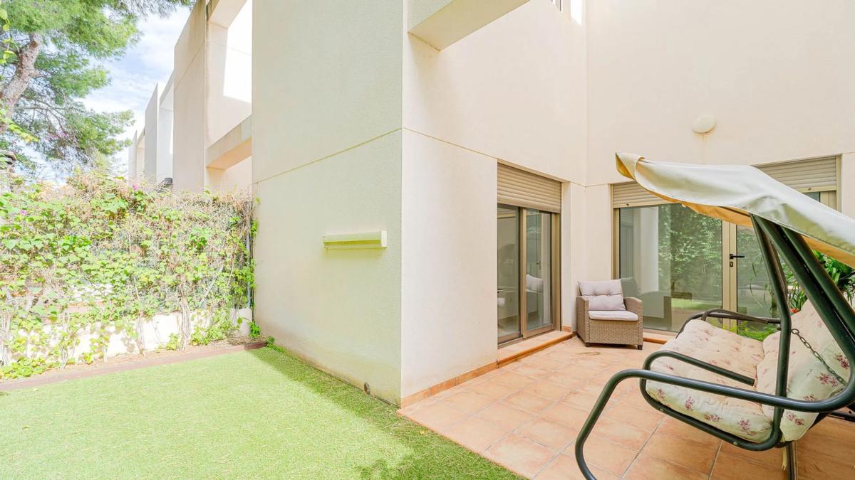 Sale of townhouse in Calle Mar Rizada s/n , Torrevieja photo 3