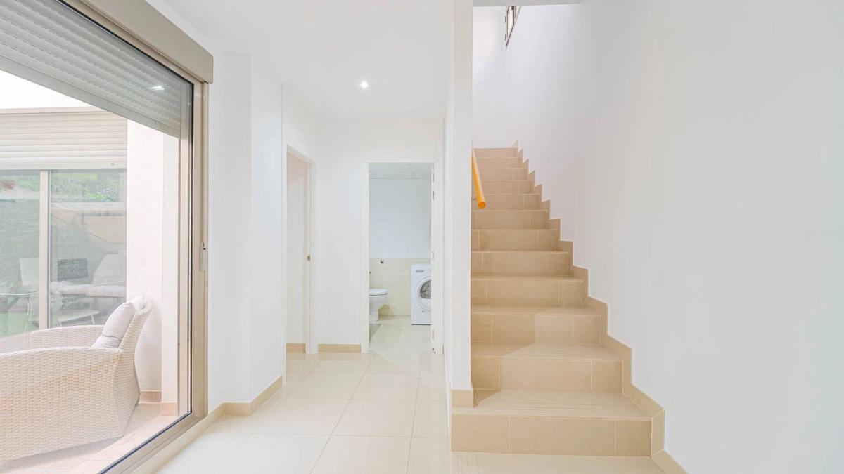 Sale of townhouse in Calle Mar Rizada s/n , Torrevieja photo 4