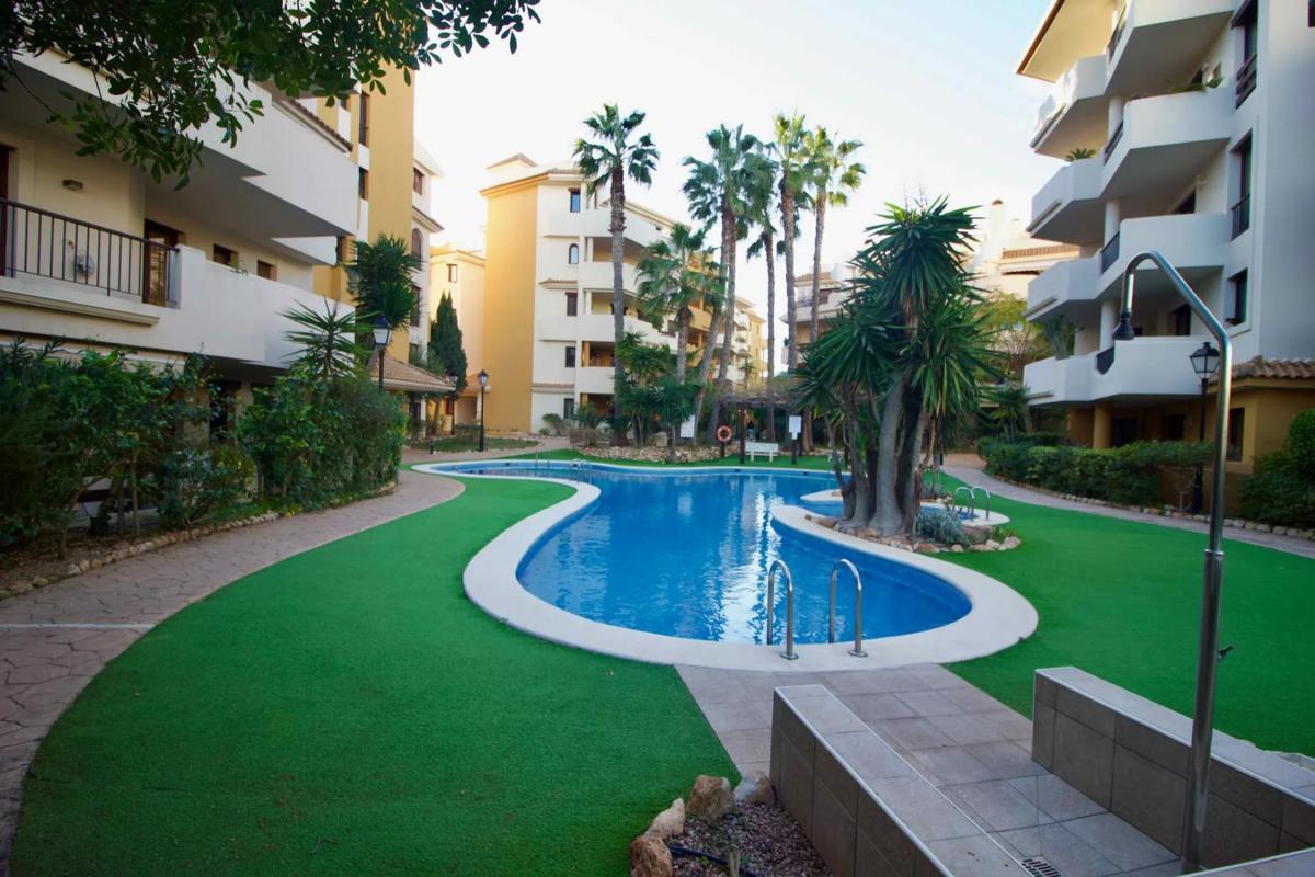 Продажа квартиры на Calle Marejadilla, Торревьеха
photo 2