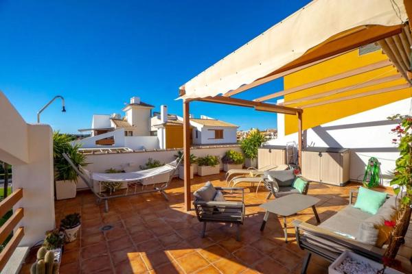 Ático en venta en  punta prima, Torrevieja photo 1