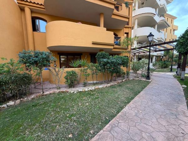 Продажа квартиры на Calle Mar Gruesa, Торревьеха
photo 1