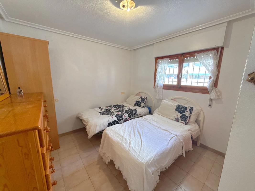 Venta de piso en Avenida de las Olas, Torrevieja
photo 4