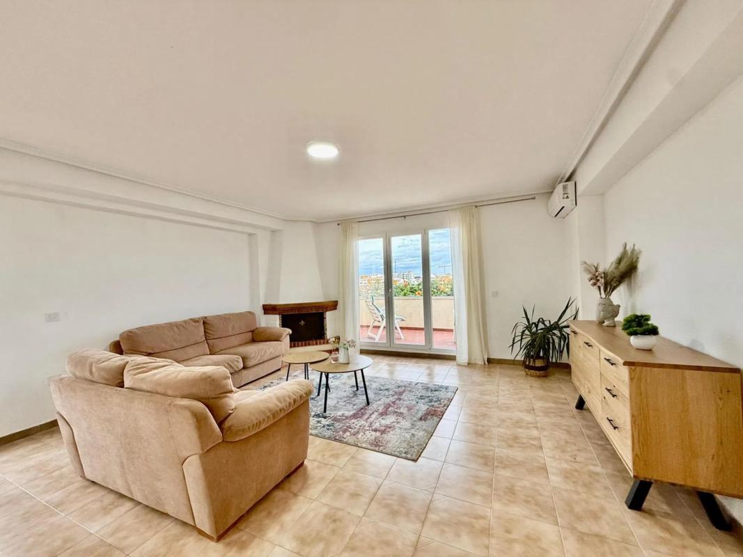 Sale of apartment in Calle Estrellita de Mar, Torrevieja
photo 5