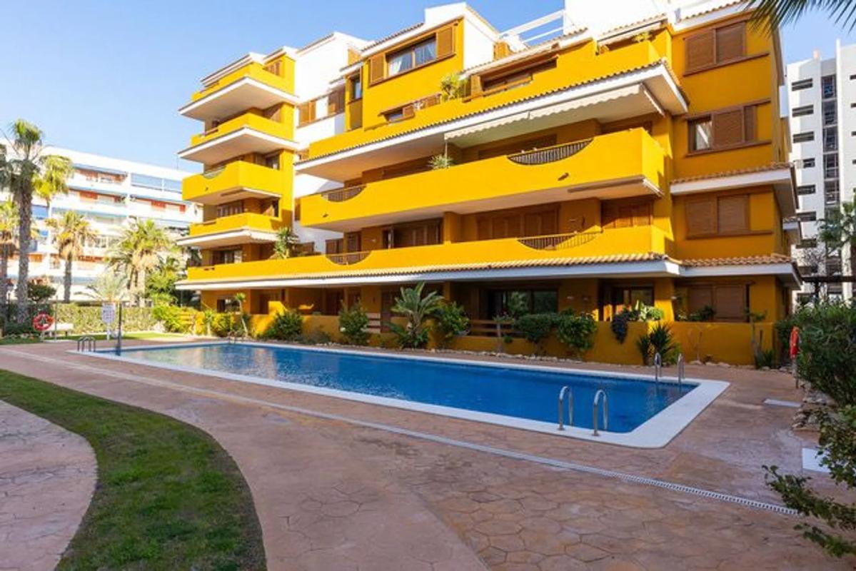 Venta de piso en Avenida de las Olas, 77, Torrevieja
 photo 5