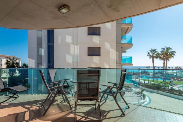 Venta de piso en punta prima, Torrevieja
photo 1