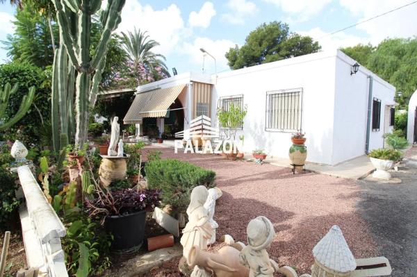 Chalet independiente en venta en Crevillente, Crevillente
photo 1