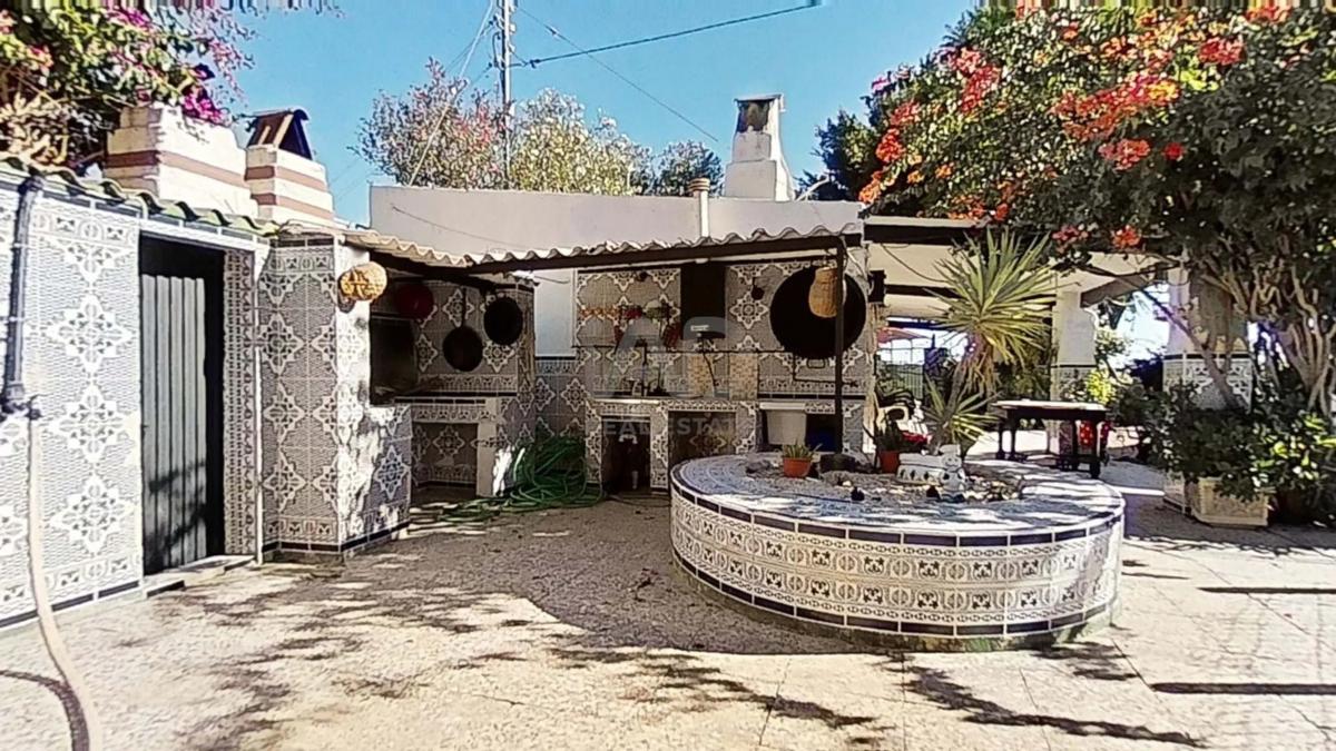 Sale of independent chalet in Crevillente, Crevillente
 photo 2