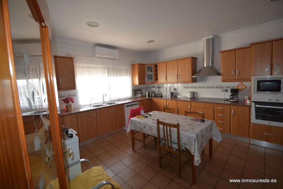 Sale of independent chalet in Crevillente, Crevillente
 photo 2