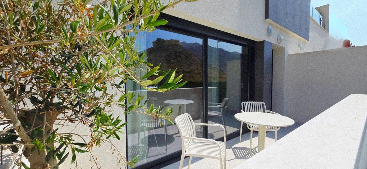 Sale of townhouse in  Plaza Església Vella, 4 , Crevillente photo 3