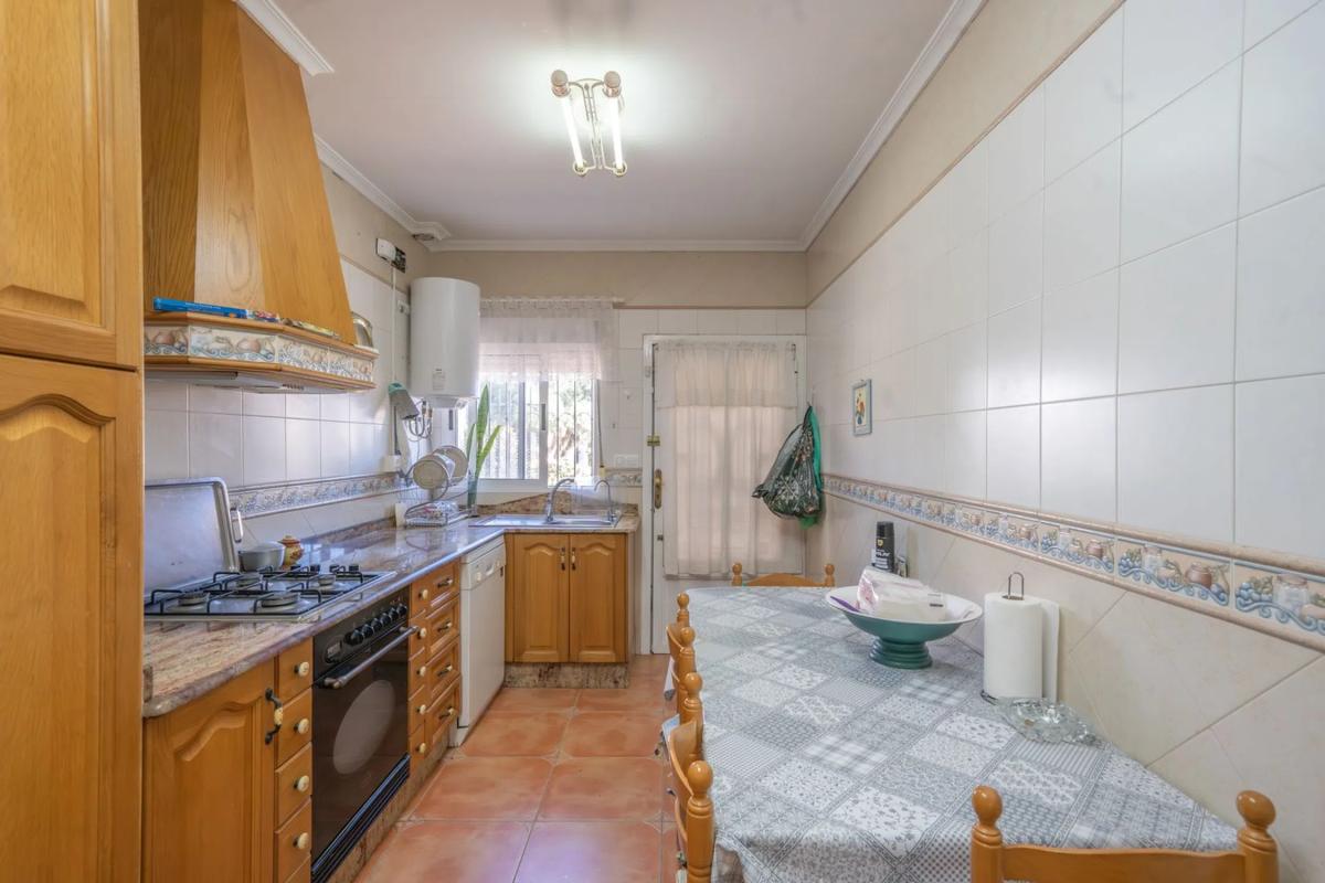Sale of independent chalet in Partida, Crevillente
 photo 2