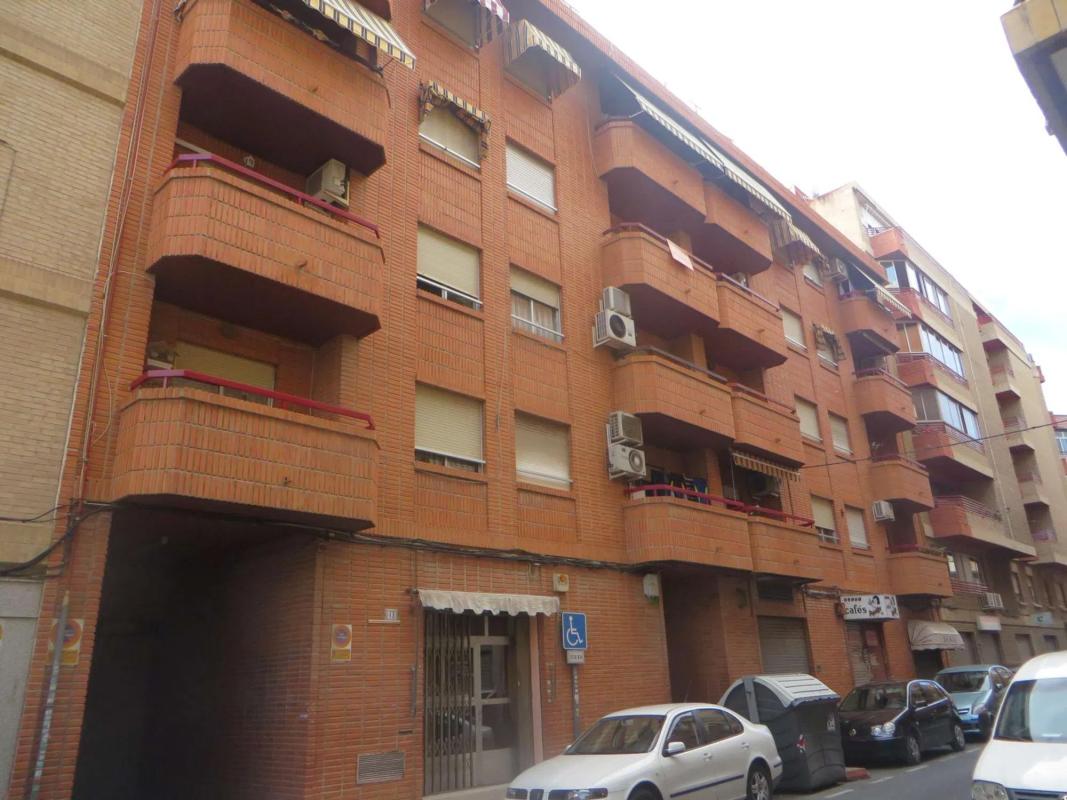 Sprzedaż mieszkania w Calle Argentina, Crevillente
photo 1