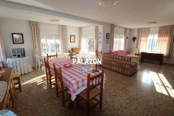 Independent chalet for sale in Crevillente, Crevillente
photo 1