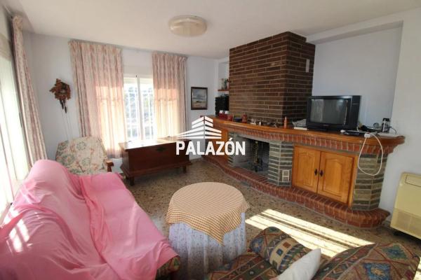 Independent chalet for sale in Crevillente, Crevillente
thumbnail 2