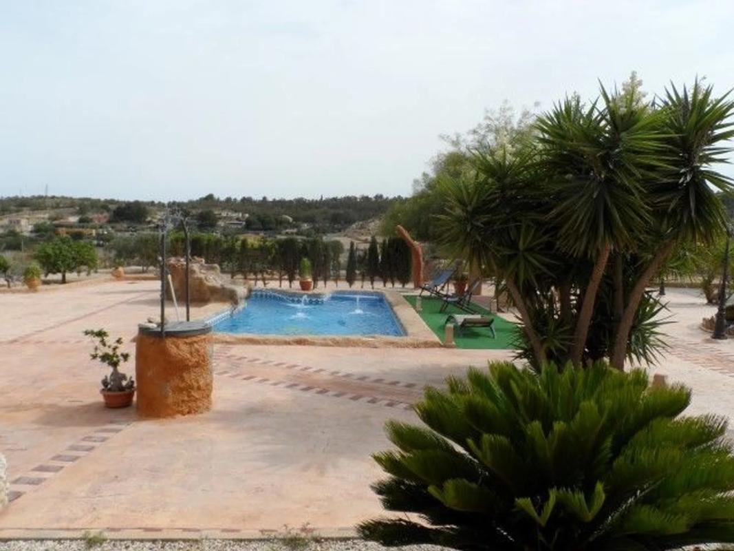 Properties for sale and rent in Spain photo 5