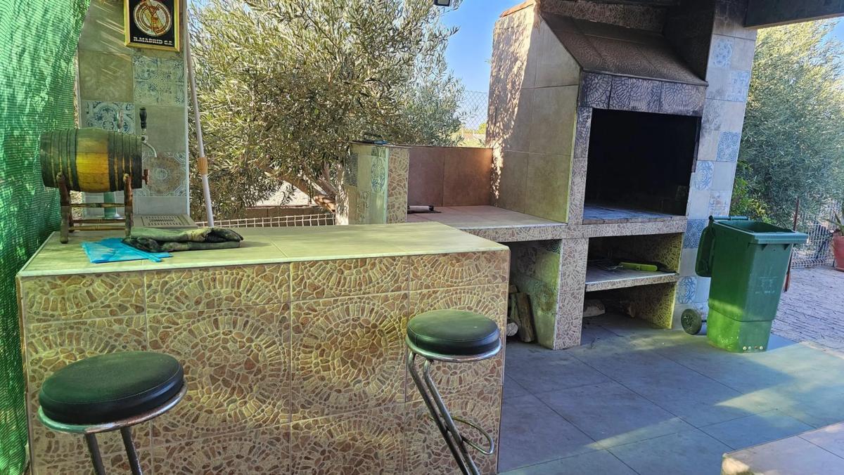 Sale of independent chalet in Partida Daimes, Elche / Elx
photo 1