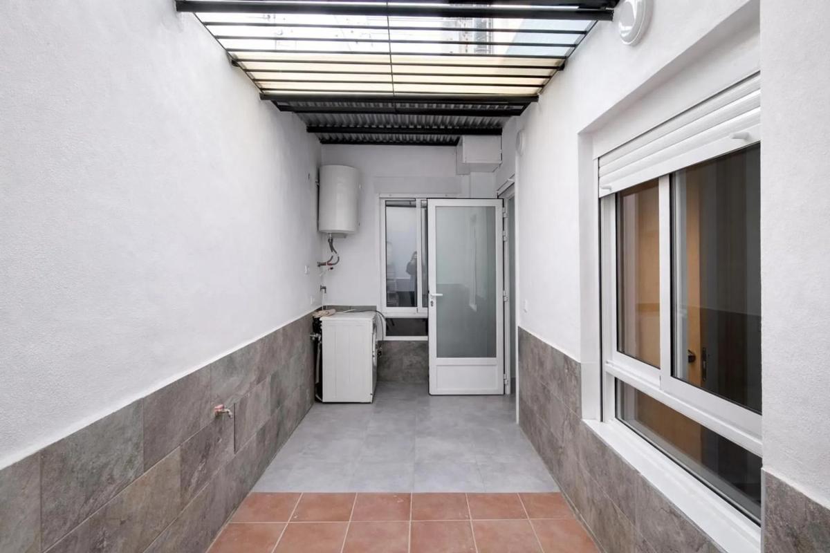 Venta de piso en Barrio Carrús Este, Elche / Elx
 photo 2