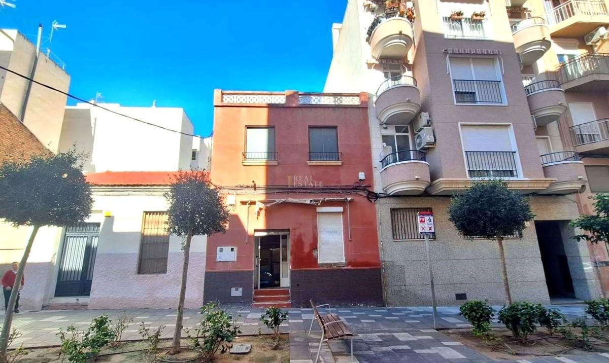 Sprzedaż niezależnego domku jednorodzinnego w Barrio Los Magros-Casablanca, Elche / Elx photo 2
