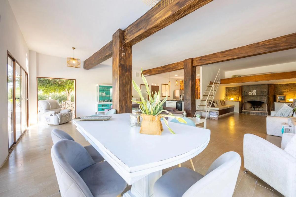 Sale of independent chalet in Carrús, Elche / Elx
photo 2
