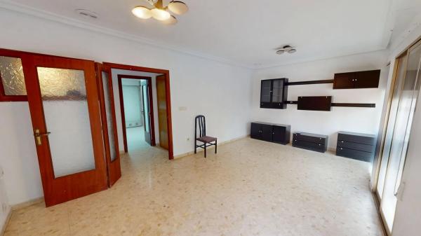 Venta de piso en Calle del Capità Antoni Mena, Elche / Elx
thumbnail 1