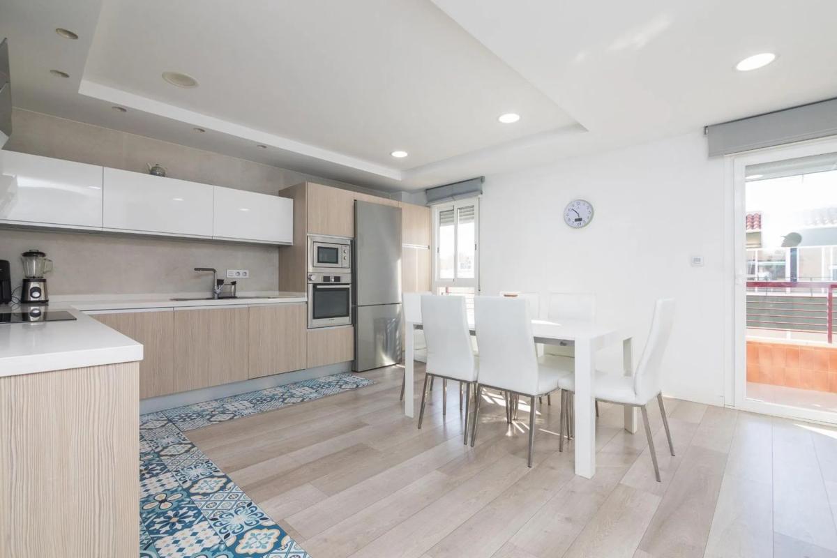 Penthouse sale in  Calle Vicente Blasco Ibáñez, Elche / Elx photo 5