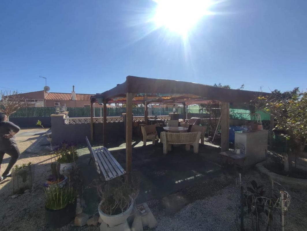 Sale of independent chalet in Partida Daimes, Elche / Elx
photo 1