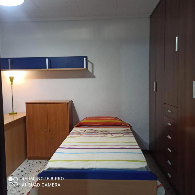 Продажа квартиры на Calle Juan Espuche, Эльче / Эльх
photo 5