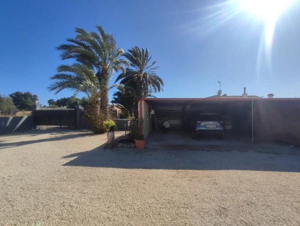 Independent chalet for sale in Partida Daimes, Elche / Elx
 photo 3