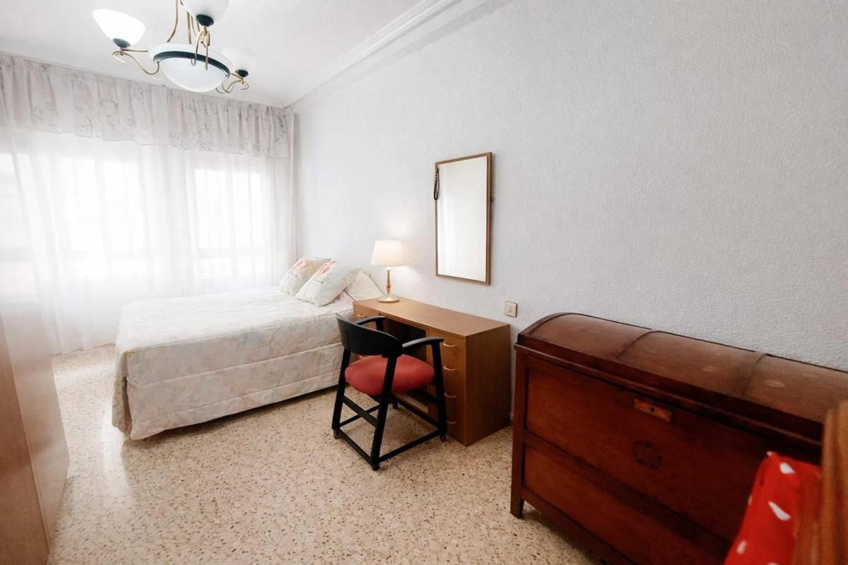 Venta de piso en Barrio Los Magros-Casablanca, Elche / Elx
photo 2