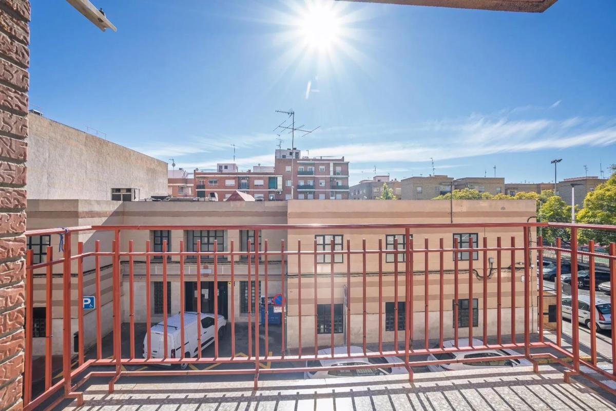Venta de piso en Calle Diego Pascual Oliver, Elche / Elx
 photo 3