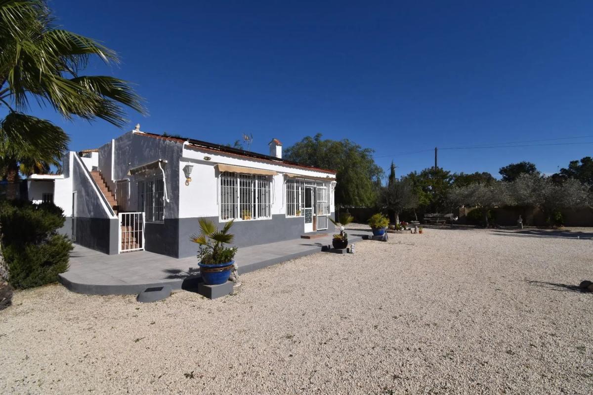 Venta de finca rústica en  La Hoya-Daimes-El Derramador , Elche / Elx photo 5