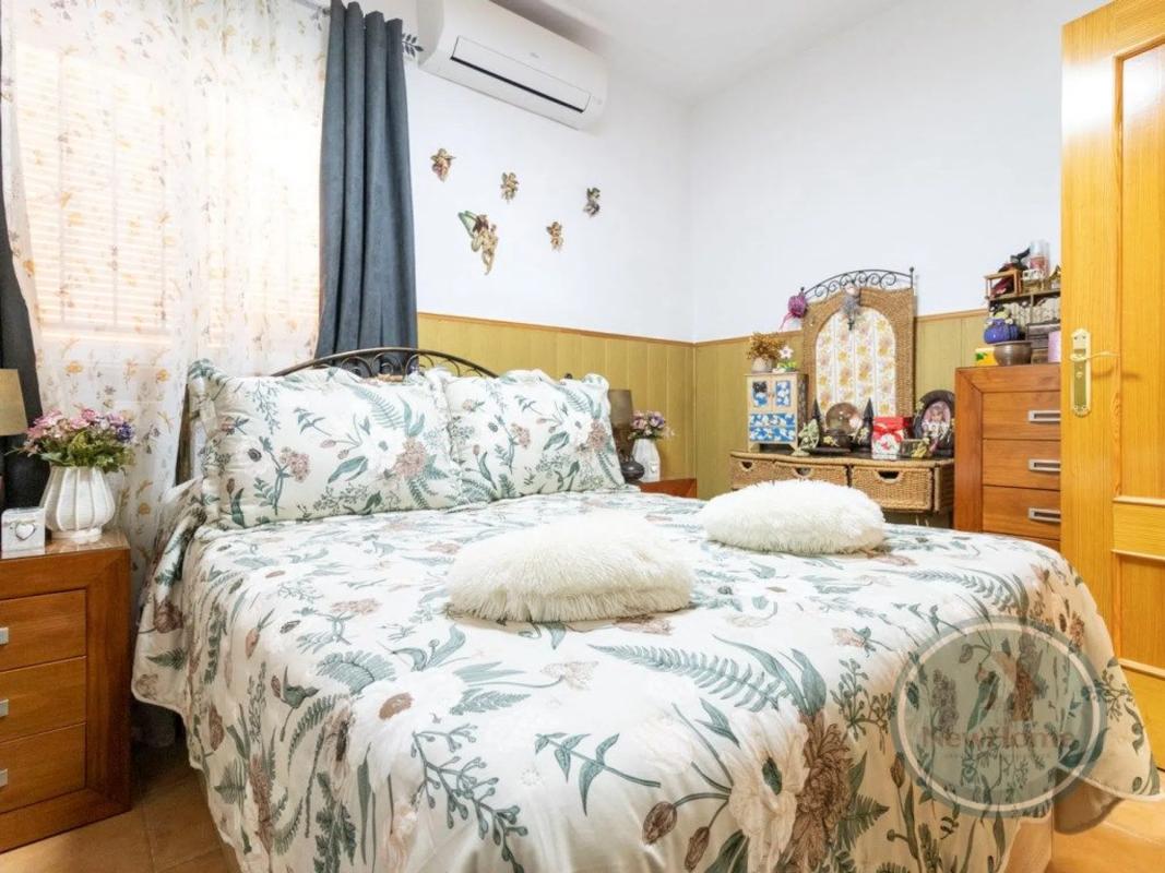 Venta de chalet independiente en Partida Daimes, Elche / Elx
 photo 2