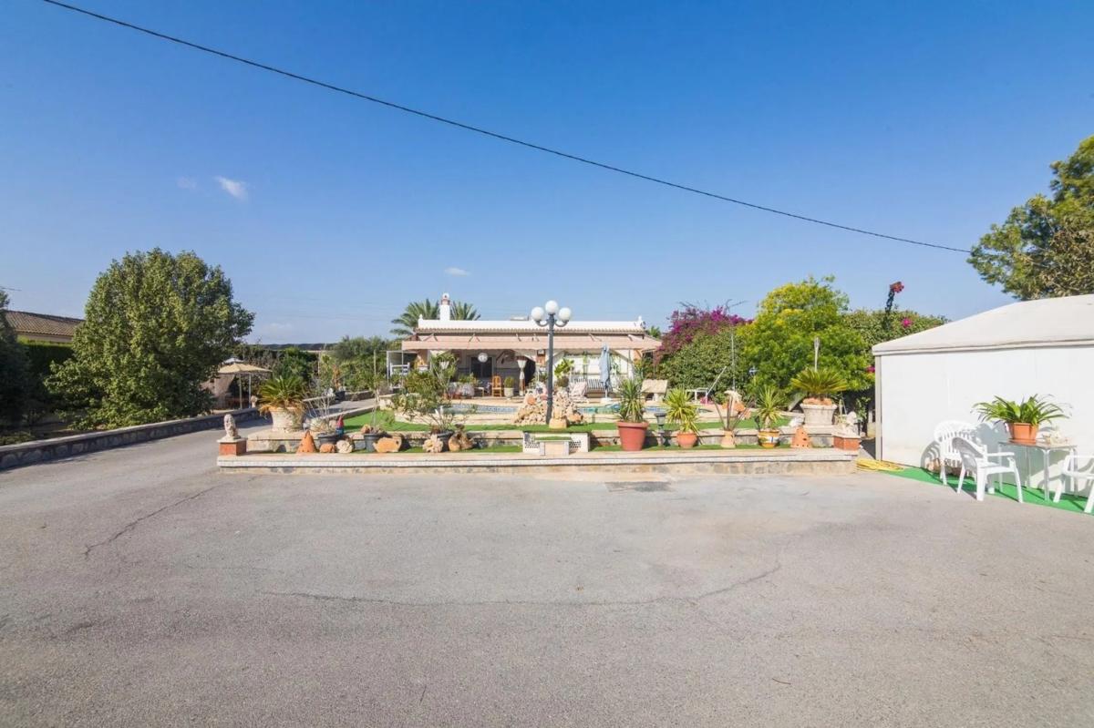 Sale of independent chalet in Algoda-Matola-Llano de San José, Elche / Elx
 photo 2