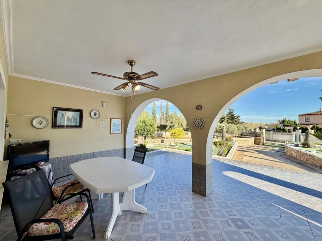 Venta de chalet independiente en Calle Yedra, Elche / Elx
 photo 4