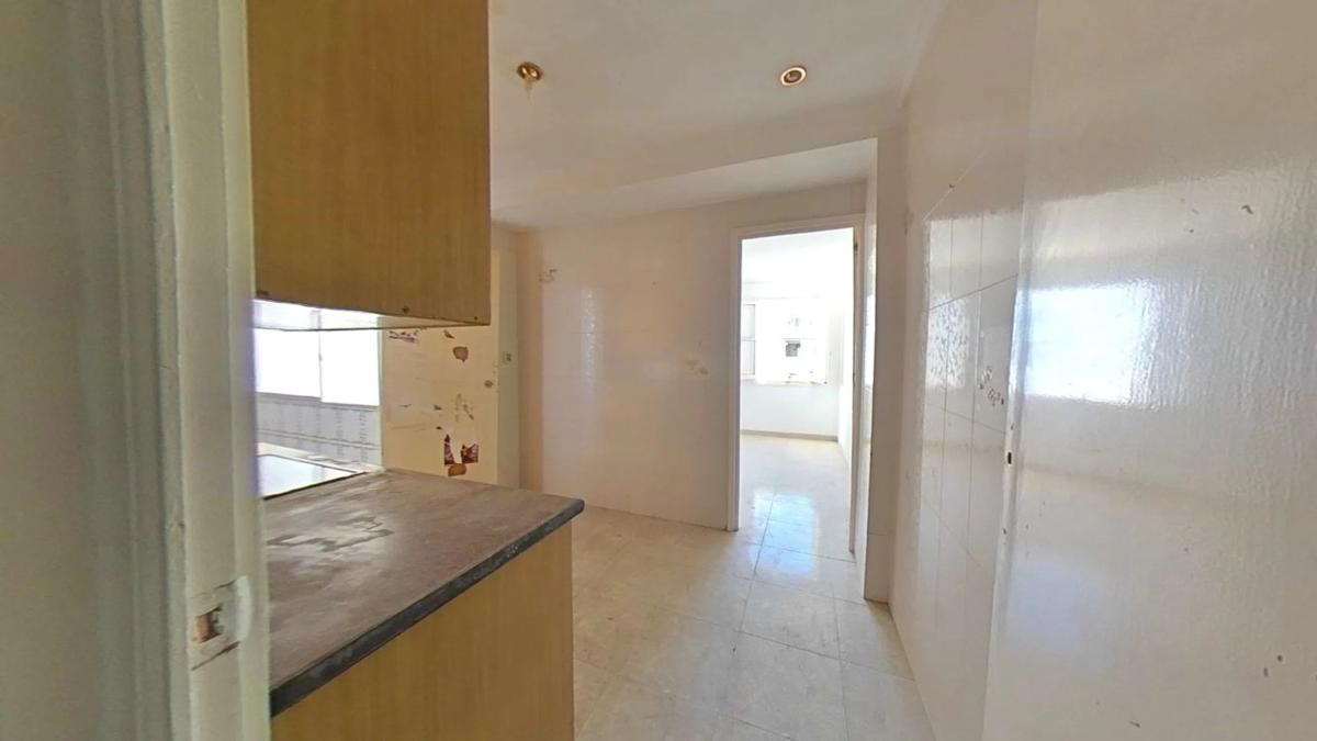 Venta de piso en Calle Olegario Domarco Seller, Elche / Elx
 photo 3