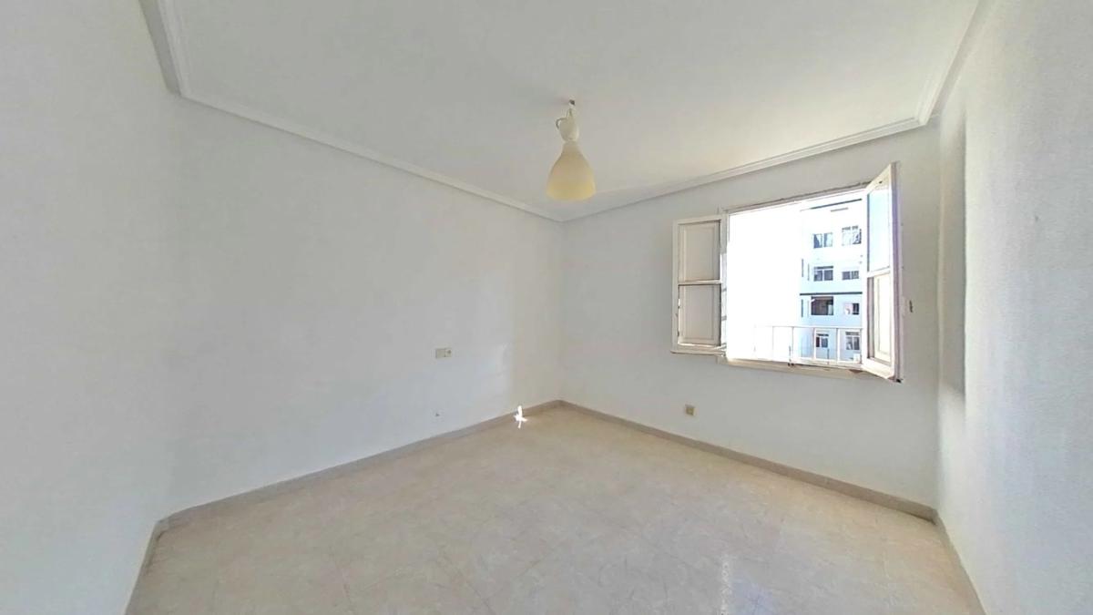Venta de piso en Calle Olegario Domarco Seller, Elche / Elx
 photo 5