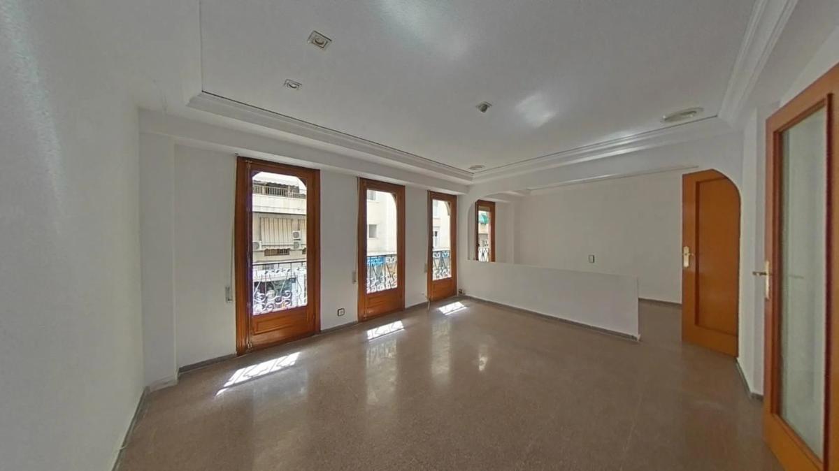 Venta de piso en Calle Doctor Caro, Elche / Elx
photo 1