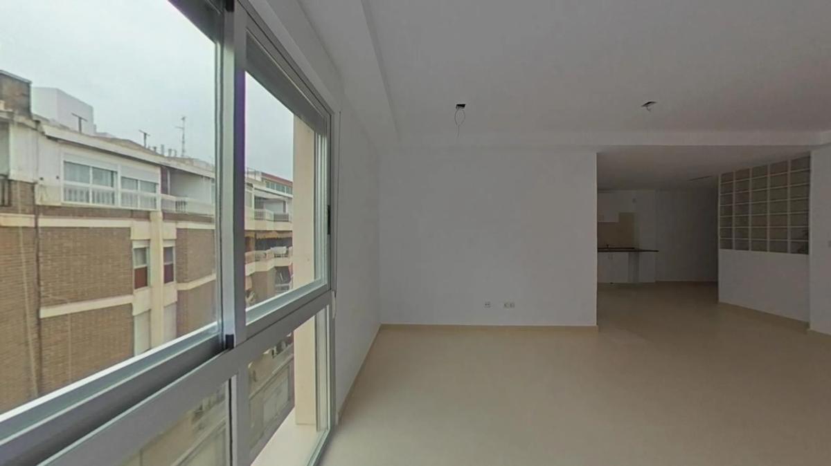 Venta de piso en Calle Germans López Santo, Elche / Elx
photo 5